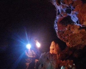 Pëllumbasi Cave
